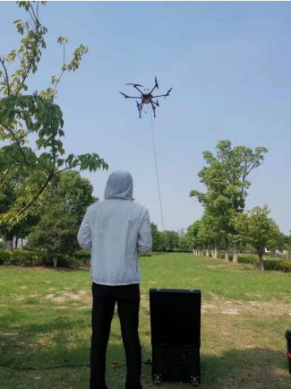 Helicopter take off and landing at 60km / h