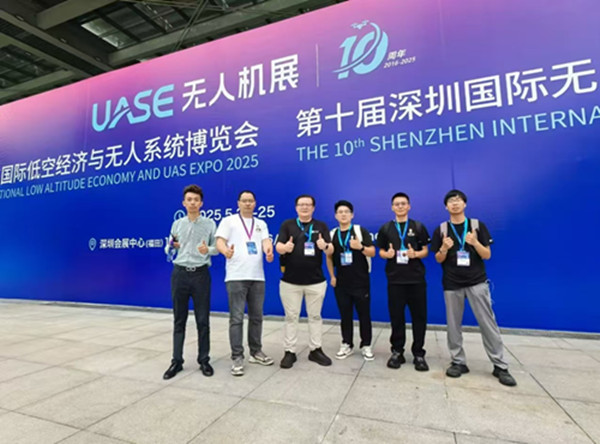 展会成果斐然 | 伟泽双系留高空清洗系统亮相国际展会，海外意向订单预计达1500万元